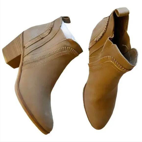 MIA Carrol Ruffle Boot 6 Tan Taupe NWOT Western Boho Heel Ankle Bootie Fringe - Picture 4 of 7